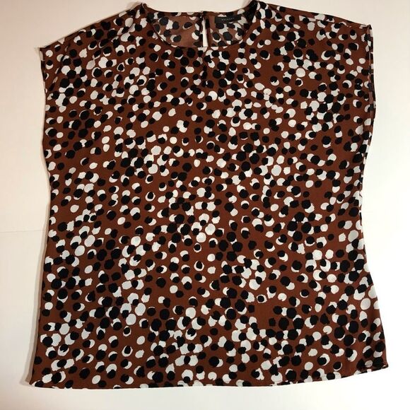 Halogen Sleeveless Top Black and White on Brown. - Picture 1 of 12